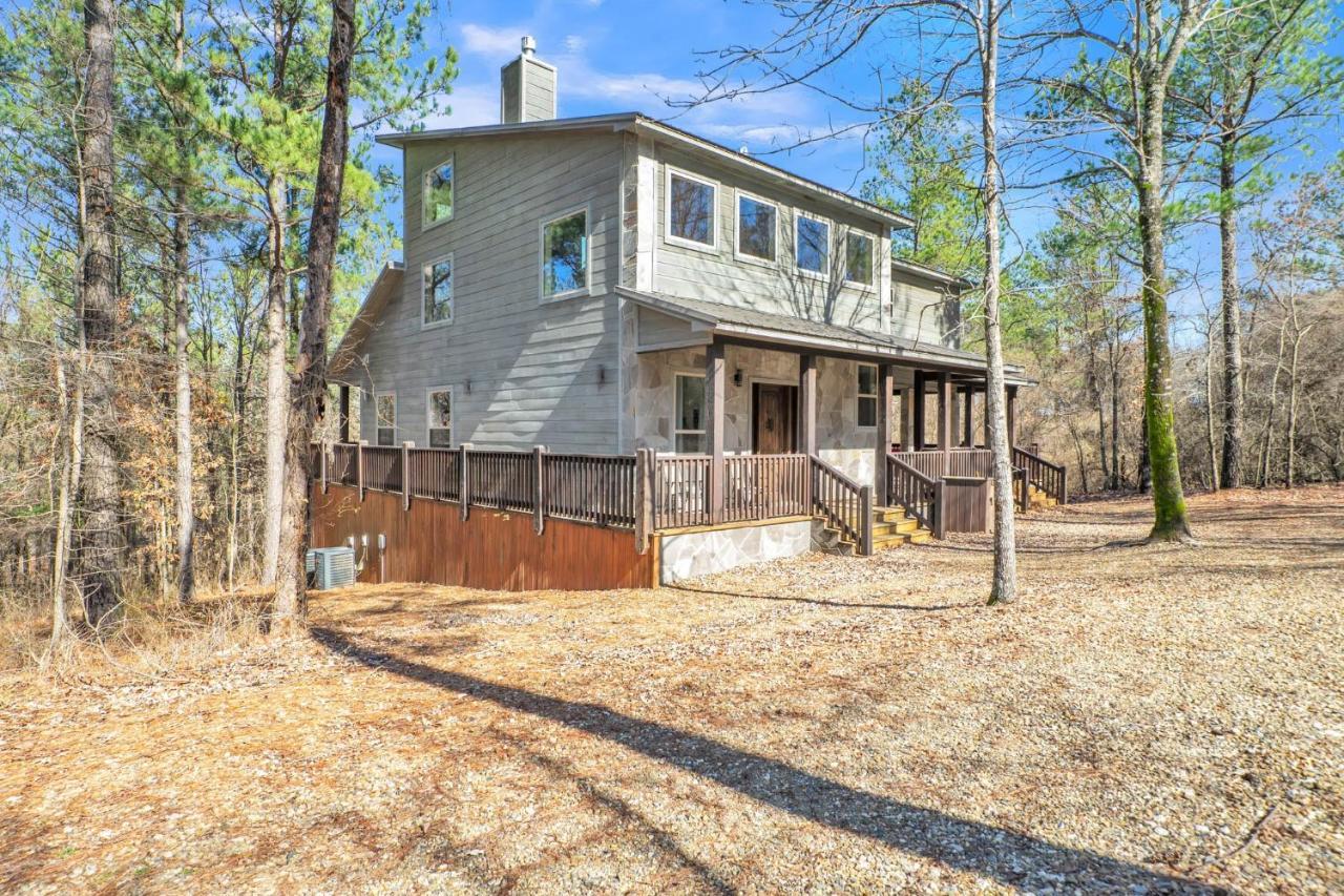 Merlot Mountain - Heated Spa Pool And Hot Tub! Cabin Broken Bow Exterior photo